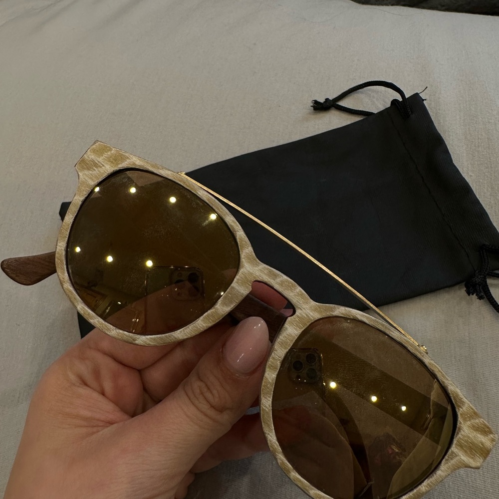 Zeyelo Wooden sunglasses